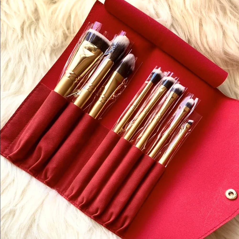 🌹 LUXIE - Glitter and Gold Brush Set with Pouch - Picture 2 of 11
